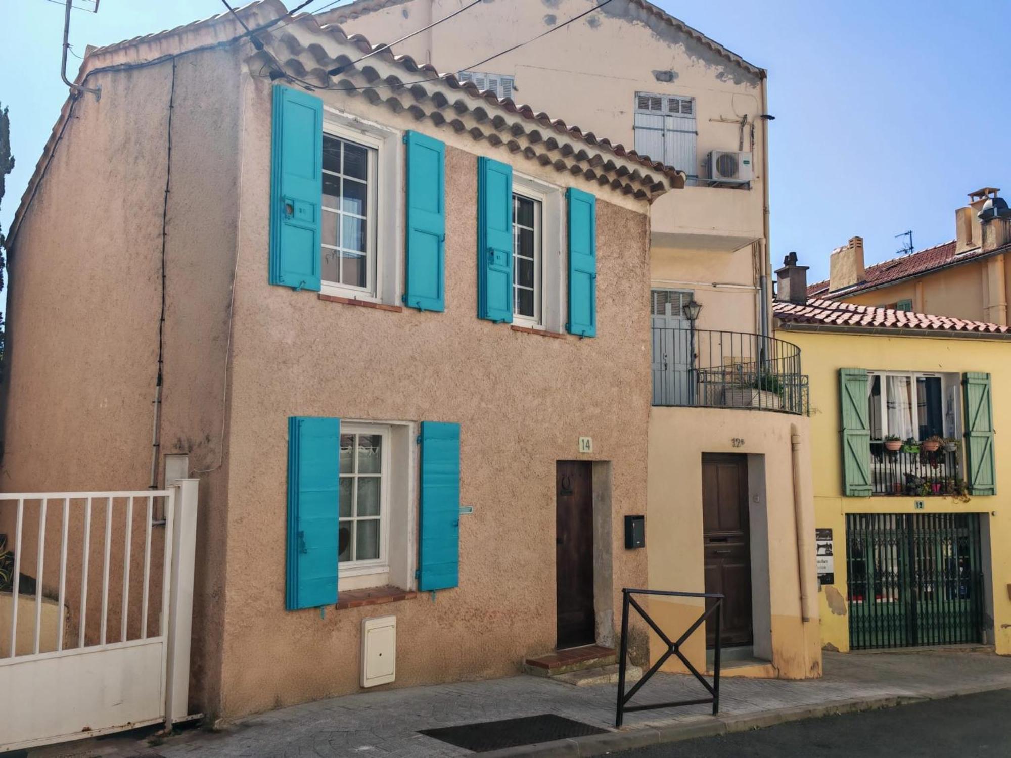 La Maison Aux Volets Bleus Apartment Bandol